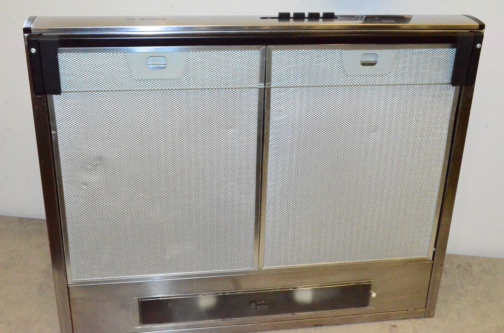 Okap BOSCH DUL63CC50 60cm podszafkowy srebrny