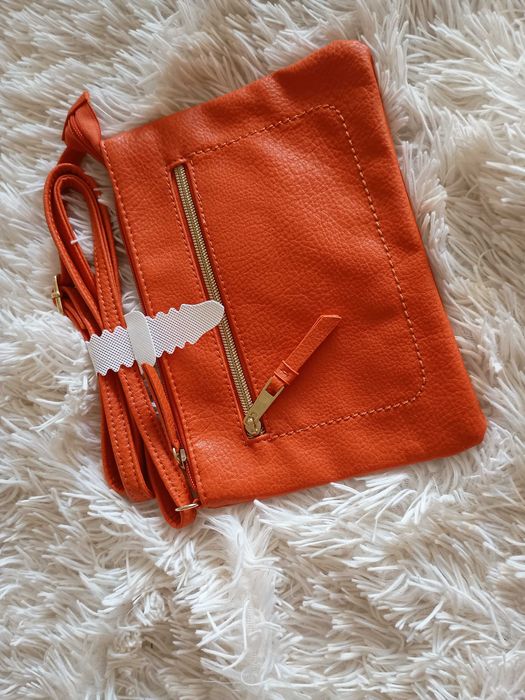 Torebka w kolorze Orange Avon