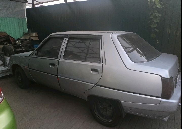 Продам Славуту 1999