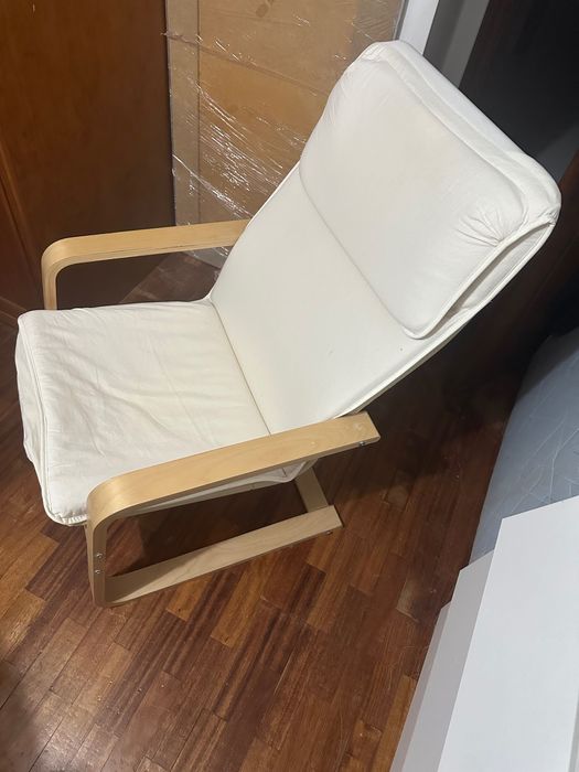 Cadeira de balanço IKEA
