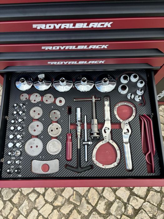 Carinho de ferramentas RoyaLBLACK alemão com 7 gavetas cheias