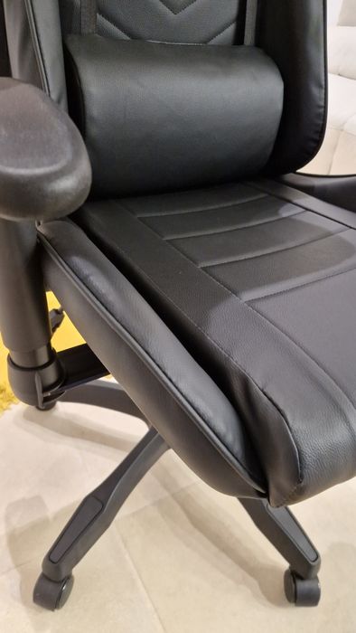 NOVA- Cadeira Gaming NPLAY