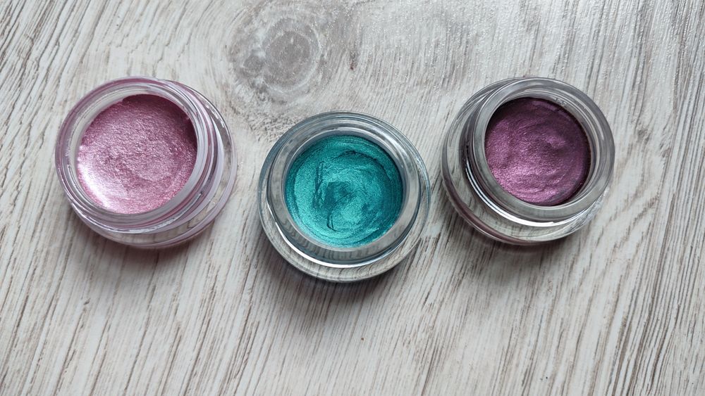 Zestaw kosmetyków do makijażu cienie Loreal Chroma Wibo Bell  6 sztuk