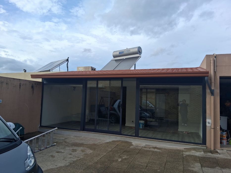 Serralharia – Trabalhos em Ferro , inox e aluminio