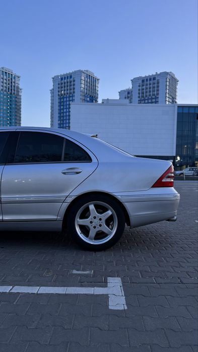 Mercedes-Benz C200 Kompressor 2000 рік