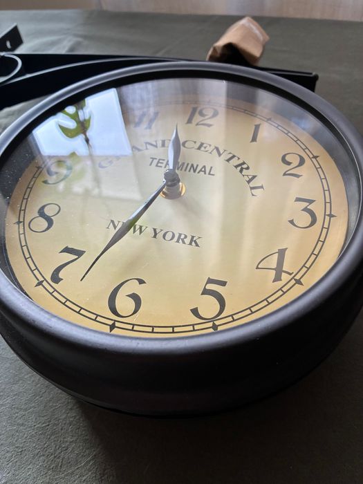 Zegar  dwustronny ścienny RALA Jysk NOWY