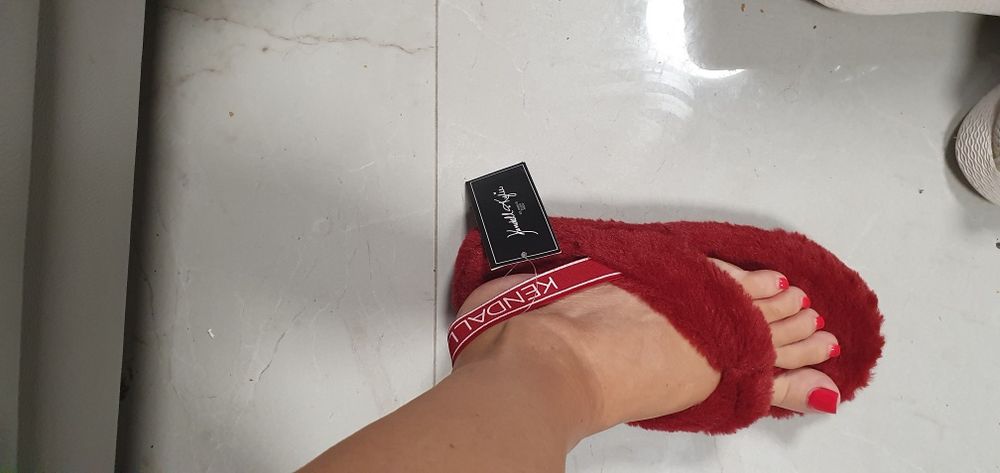 Kapcie Kendall +Kylie nowe 39