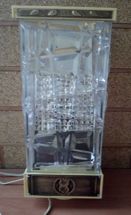 светильник люстра бра плафон