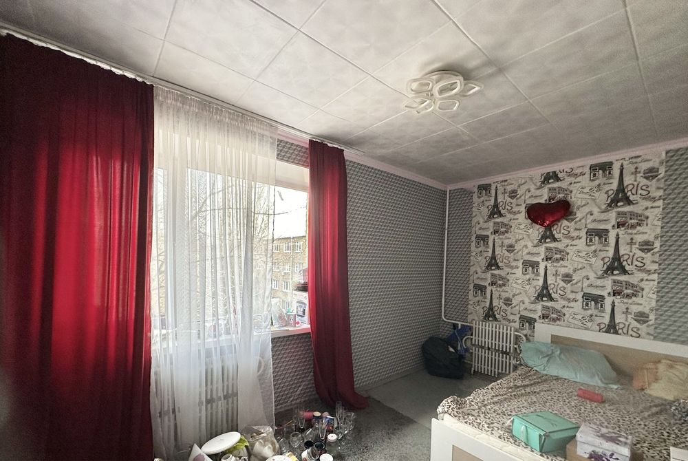 Продаж 2-кімнатної квартири по вул Миру