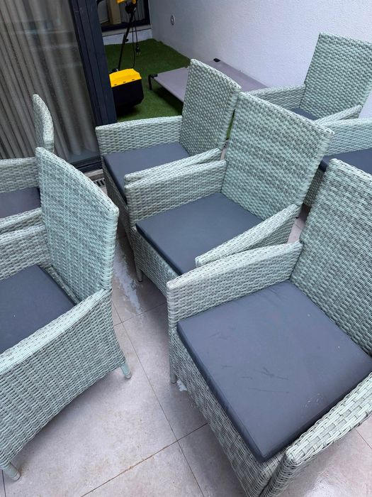 Conjunto jardim mesa e 8 cadeiras
