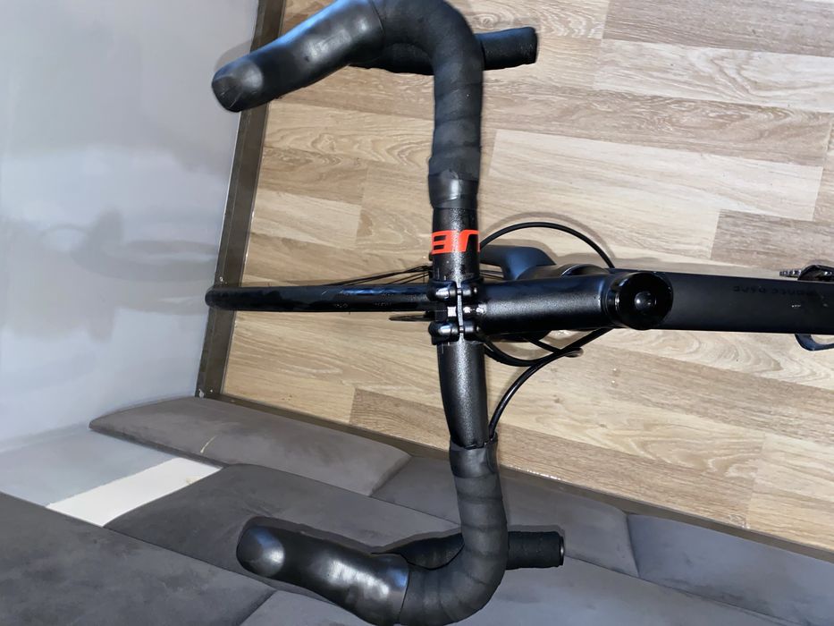 Rower grawel Cube cross race