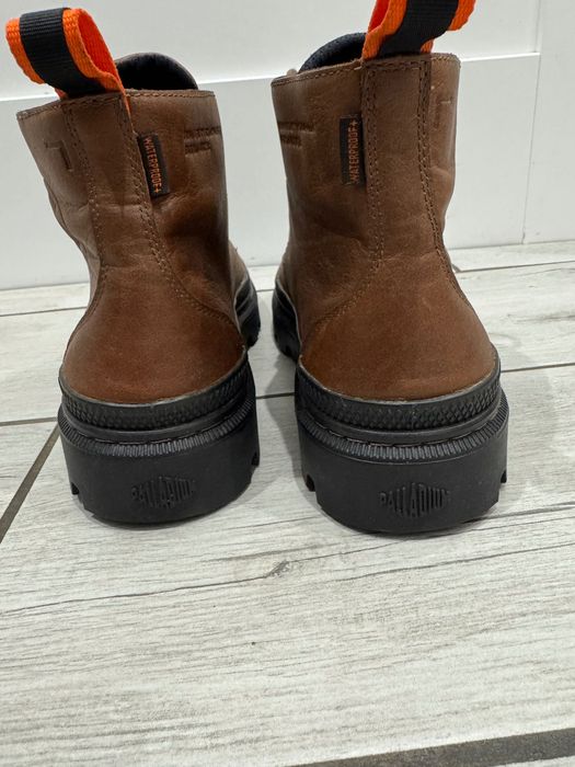 Buty Palladium Pallatrooper WP+ Brązowe skórzane 42 r