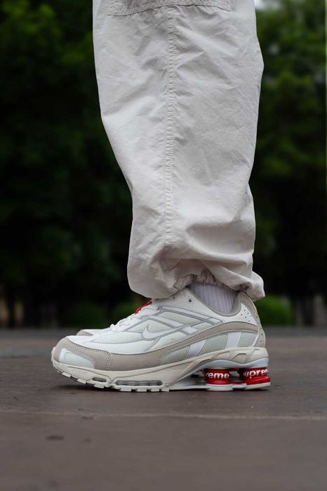 Чоловічі кросівки Nike Shox Ride 2 Supreme White Beige