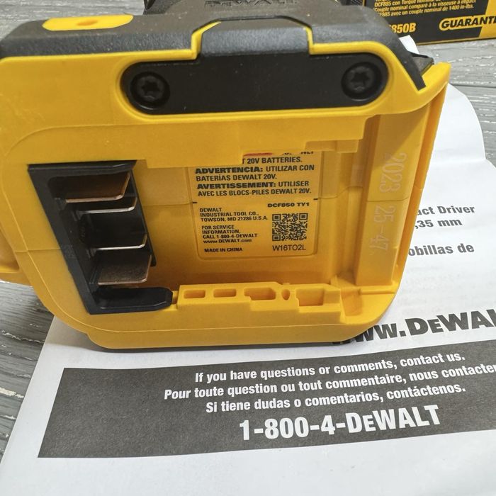 Безщітковий імпакт Dewalt DCF850 20V Max
