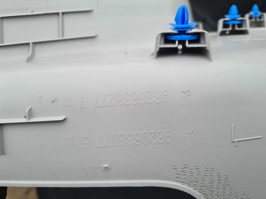 Peugeot Rifter long 22r tapicerka boczek bagażnika nakładka pasa dywan