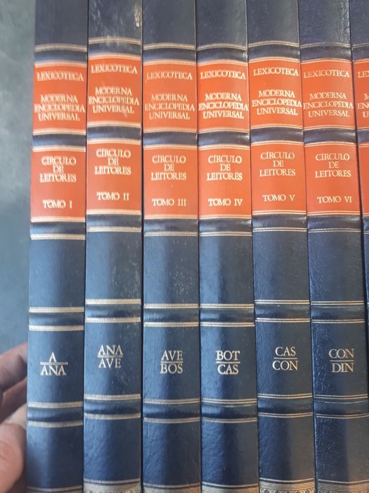 TROCO  LEXICOTECA -  Moderna Enciclopedia Universal  11 Volumes  1 -11