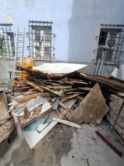 Oddam drewno za darmo , płyty , kantówki , drewniane drzwi