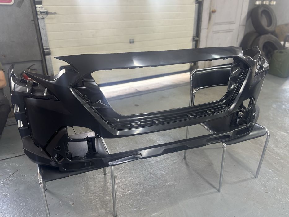 Бампер передній Subaru Outback 2023+