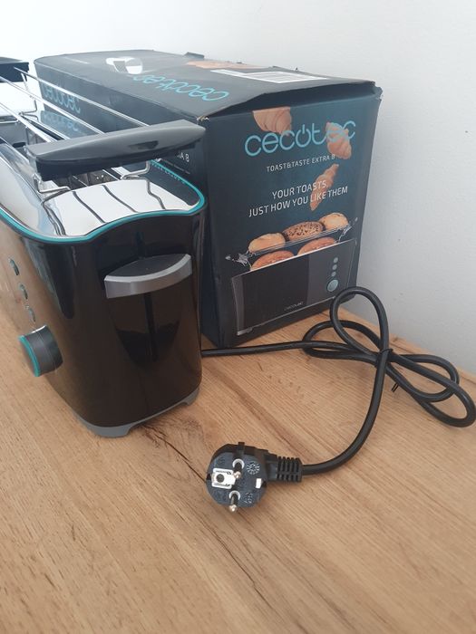 Toster Cecotec Toast&Taste Extra B czarny 1000W