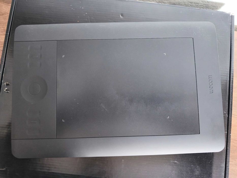 Графічний планшет Intuos5 S.
