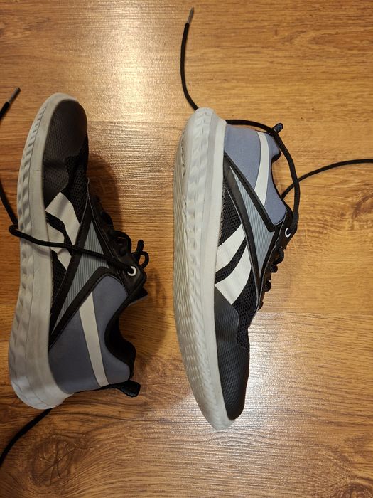 Buty sportowe Reebok adidasy dla chłopca chłopięce na wiosnę lato 36,5