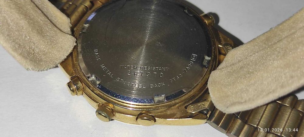 Годинник чоловІчий SEIKO QUARTZ Chronograph 7E32 B182 5 головок