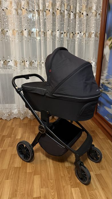 Дитяча коляска CARRELLO Epica 3 в 1