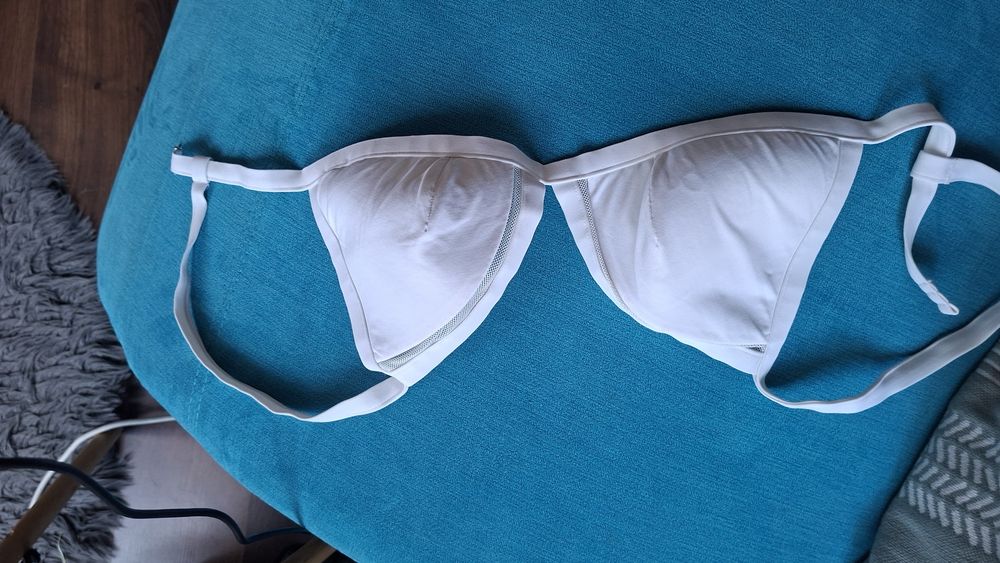Góra od stroju kąpielowego Calzedonia s/m biały stanik