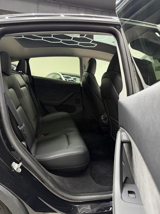 Tesla Model Y SR