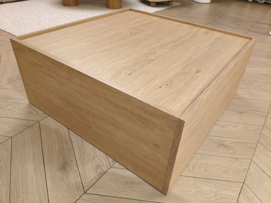 Stolik kawowy 80x80x32 cm