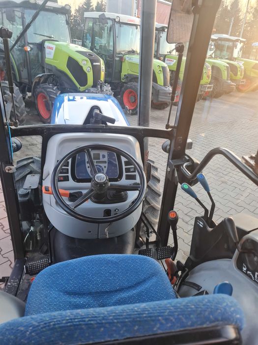 Ciagnik Sadowniczy New Holland T4.65