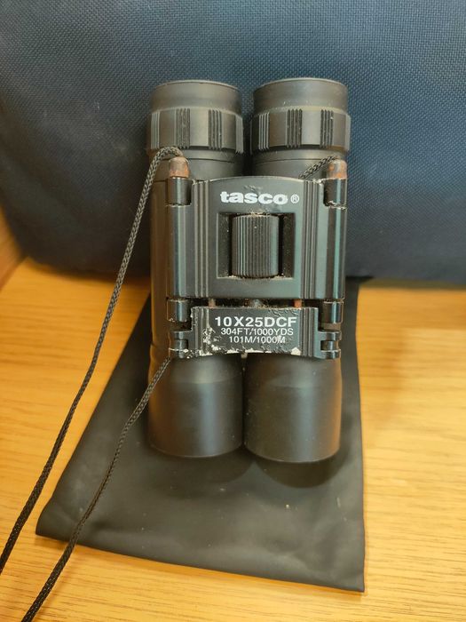 2 binóculos usados