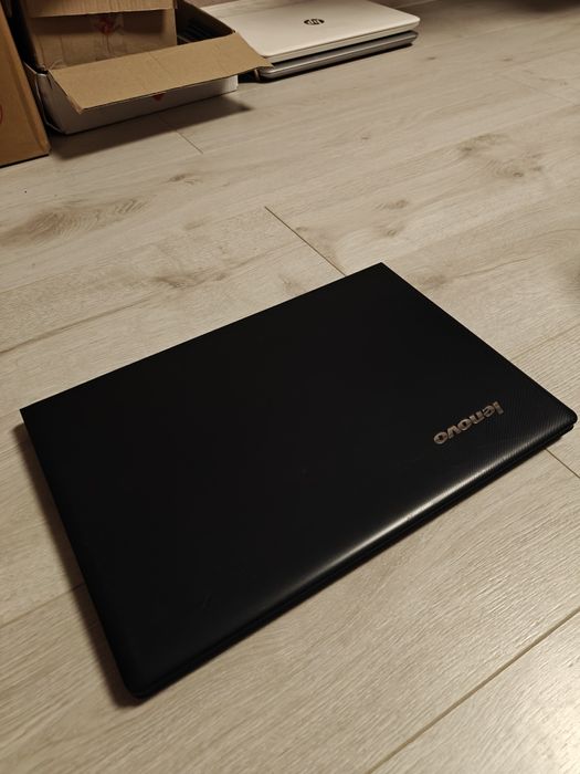 Lenovo Ideapad 300 (15.6"FHD/intel i3/8GB/128SSD) 3 години!