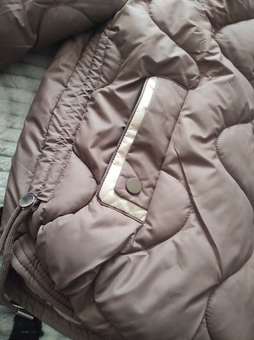 Куртка демі, майже нова