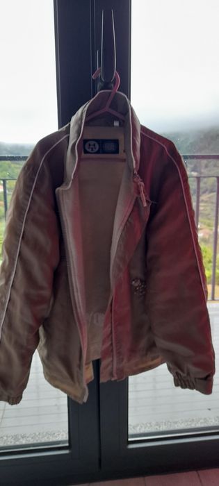 Casaco impermeável beje 9 anos menina