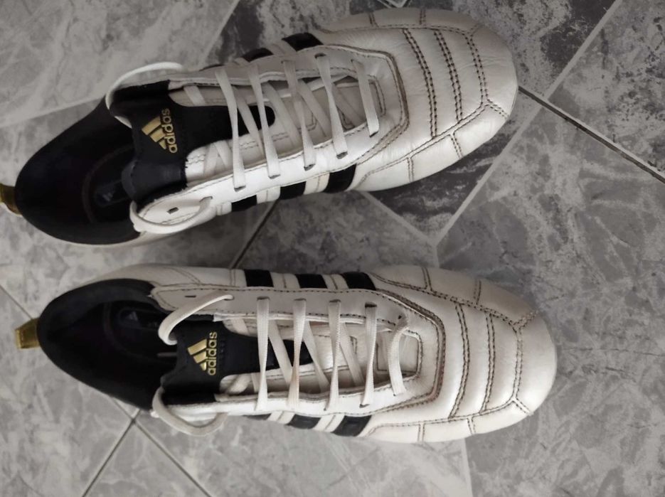 Chuteiras adidas Tam 40 2/3