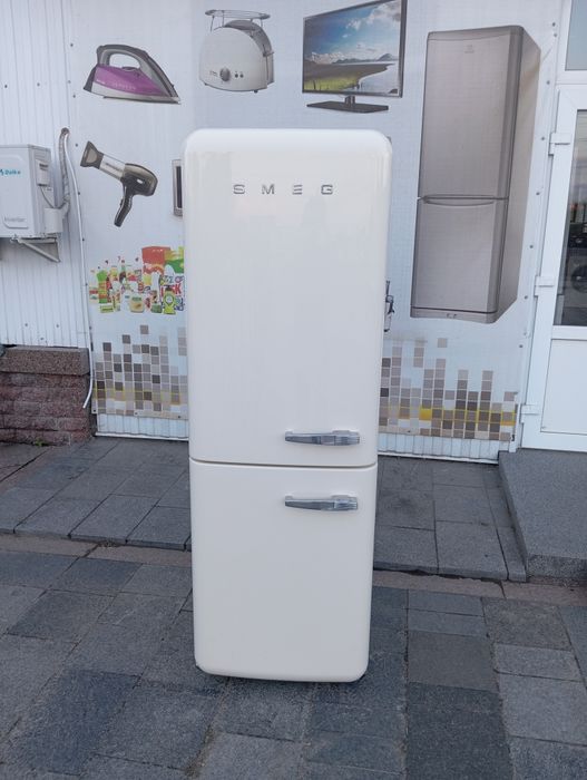 Холодильник SMEG бежевый 190см 2 компрессора из Германии ГАРАНТИЯ 6 месяцев