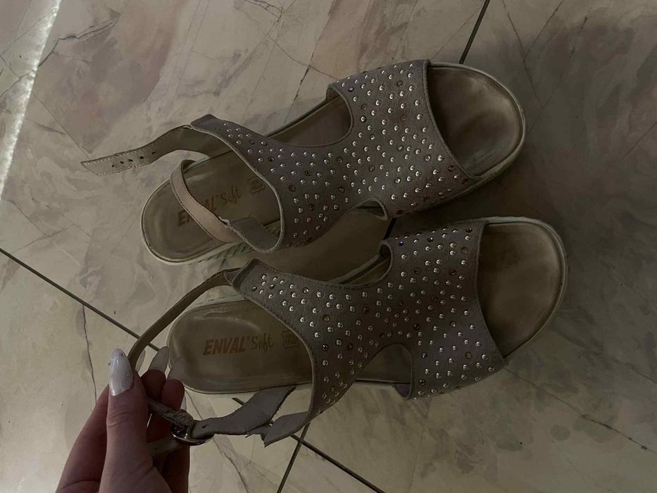 Buty używane cena do negocjacji