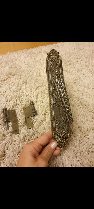 Puxadores e dobradiças vintage para 3 portas