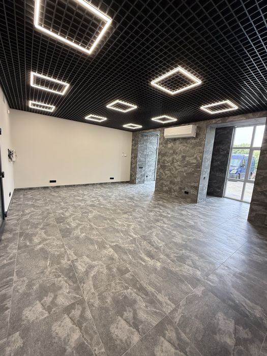 Приміщення в Самому Центрі 50 м.кв. з сучасним Дизайнерським ремонтом