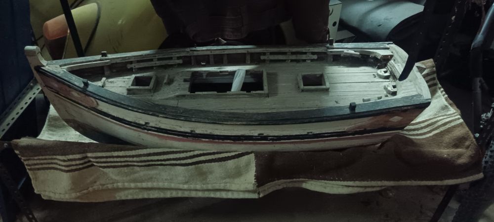 Réplica barco com 1,10 feito a escala