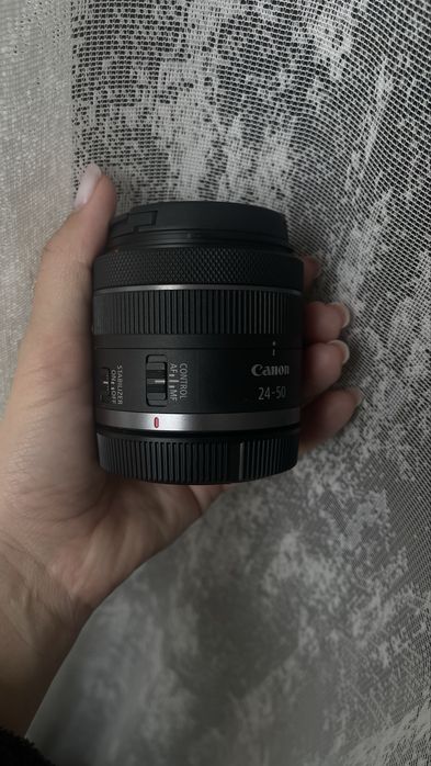 Обʼєктив canon 24-50 на беззеркальну камеру