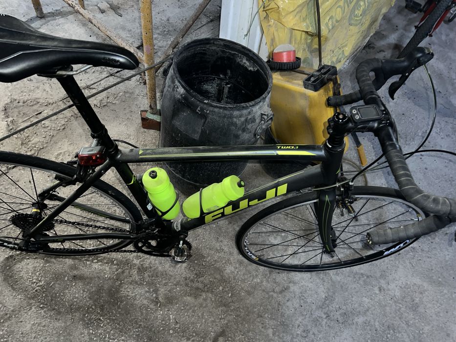 Bicicleta estrada fuji