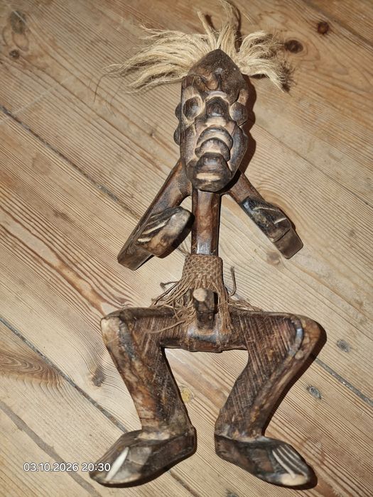 Figurki drewniane