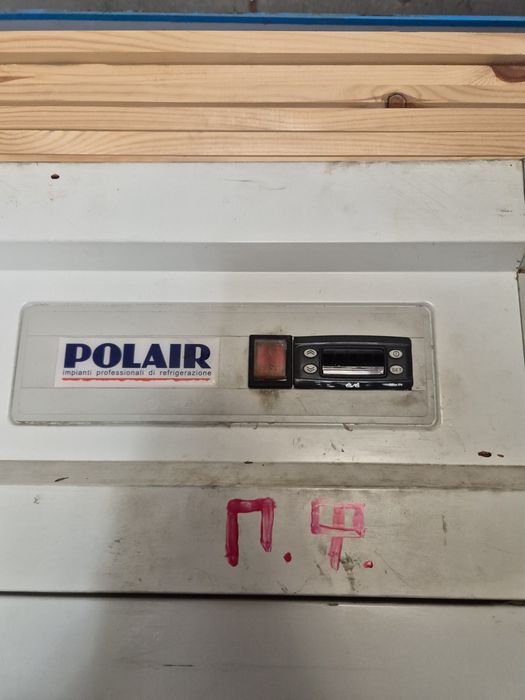 Морозильна шафа Polair 1.4