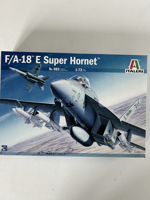 Samolot F/A-18 Super Hornet model Italeri 0083