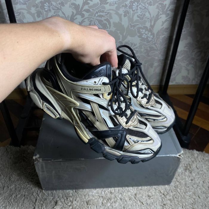 Balenciaga track 2