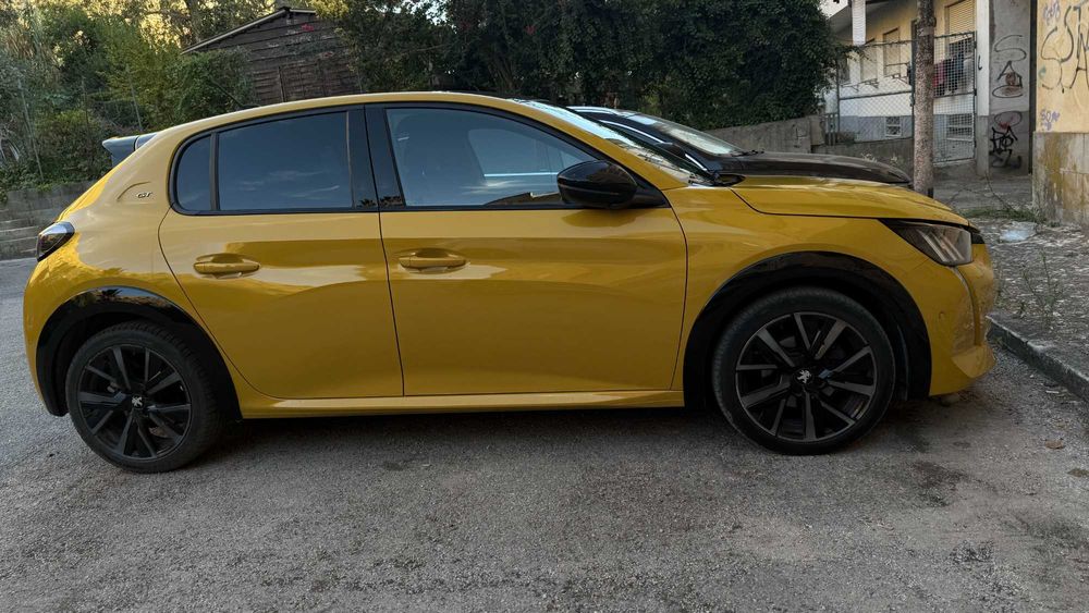 Peugeot 208 GT 2022