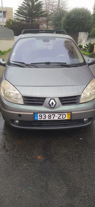 Gran cenic 7 lugares com avaria e sem a chave ainda funciona