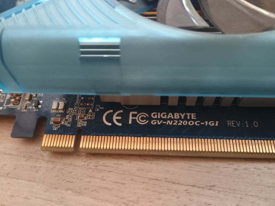 Grafika Gigabyte GT-220